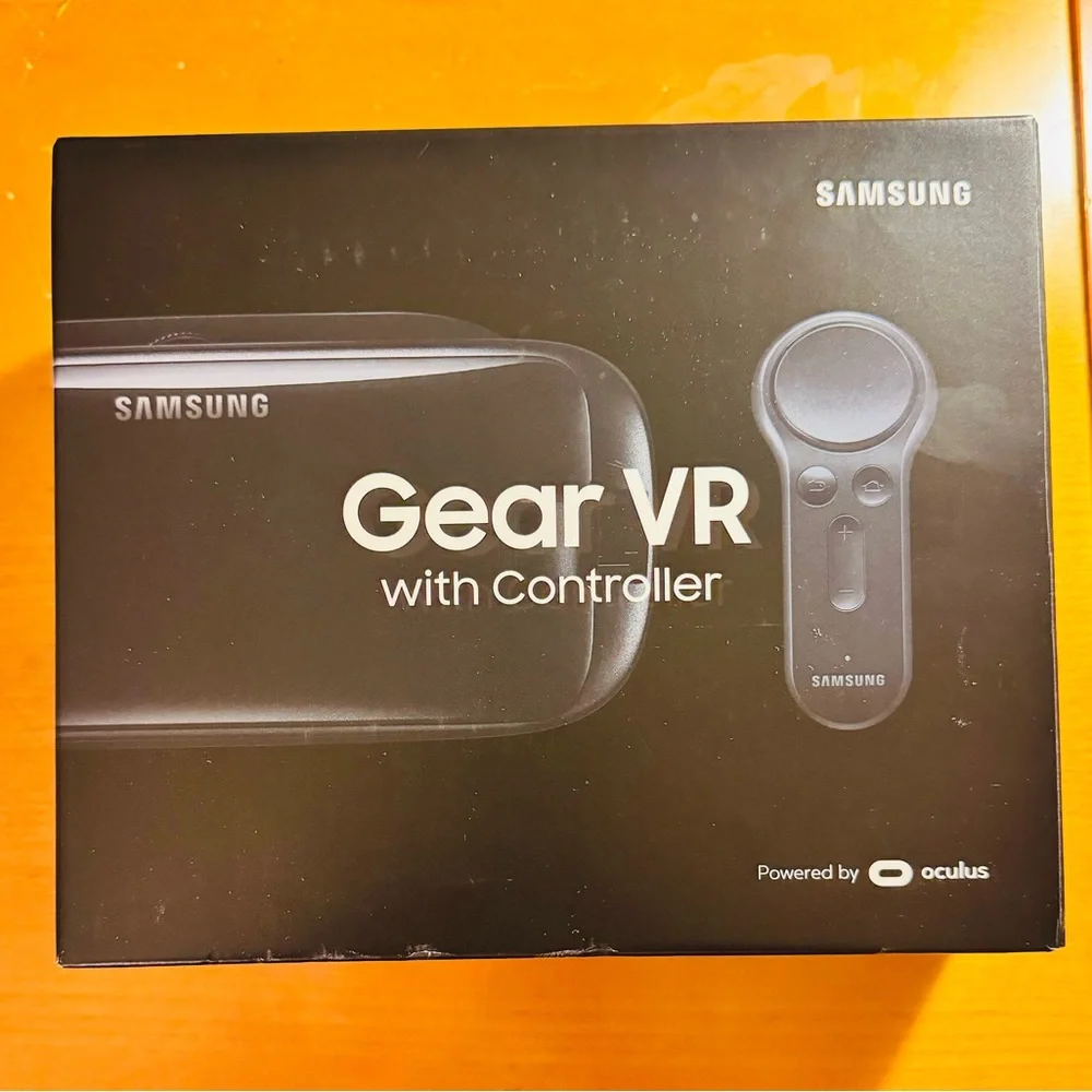 Samsung Gear VR with Controller